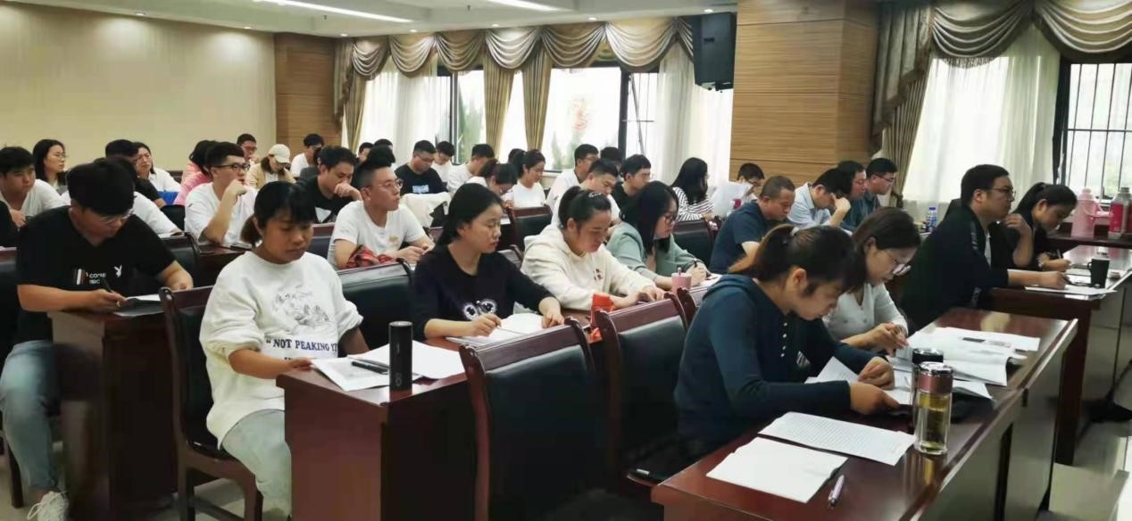 公司2021年計(jì)經(jīng)內(nèi)部培訓(xùn)會(huì)圓滿召開(kāi) 